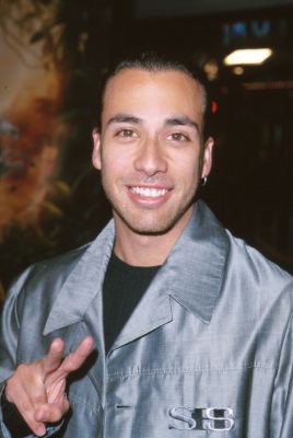 howie_d6.jpg